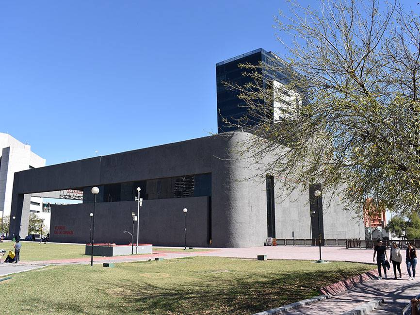 Obra pública: Teatro de la Ciudad en San Pedro G.G. — Grupo ESAGA
